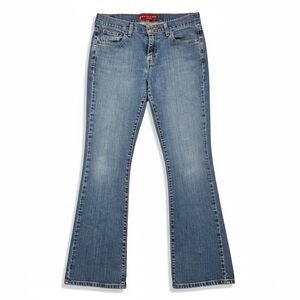 Levi's Women's 515‎ Nouveau Low Rise Bootcut Medium Wash Stretch Denim Jeans- 10